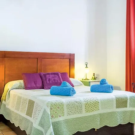Villa Puerto Del Carmen Sleeps 4 Pool Air Con Wifi *